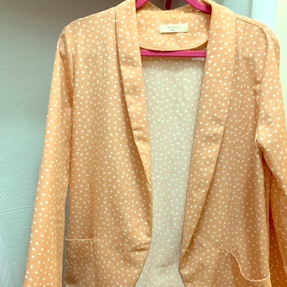 Elodie Blazer - Picture 1 of 1